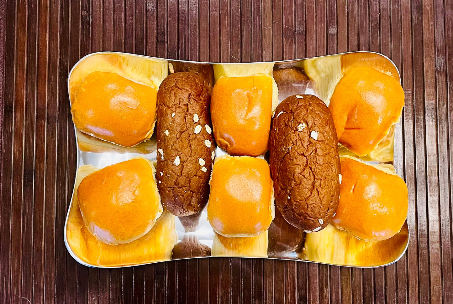 Minimalist Aluminum Serving Tray Handcast Sand-Cast Modern Table Centerpiece